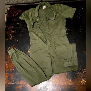 Army green jumper